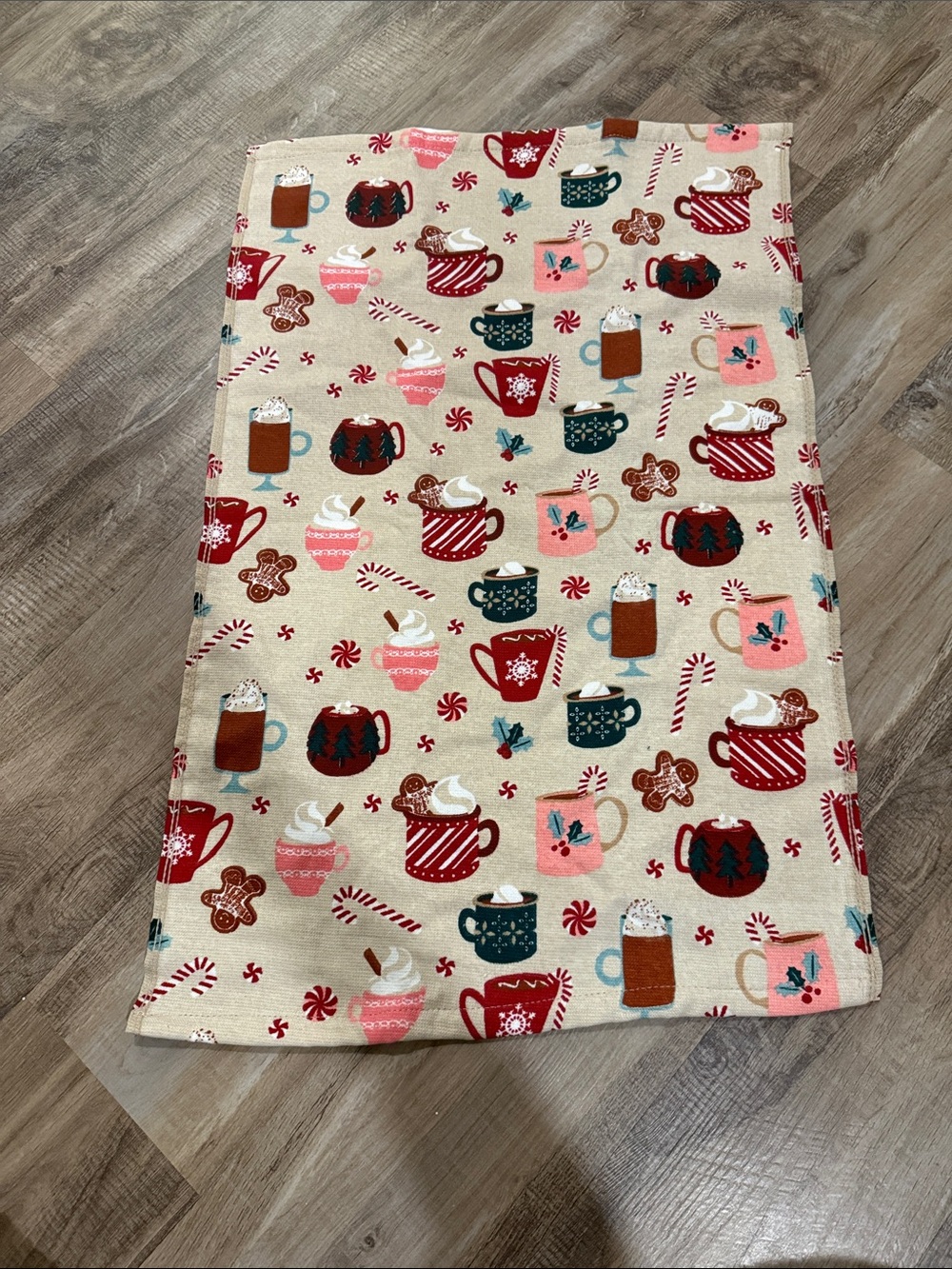 North Pole Cream Reversible Holiday Print Kitchen Towel 16inx26in